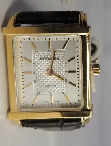Petite montre rectangulaire intérieur gaufré Rodania Swiss