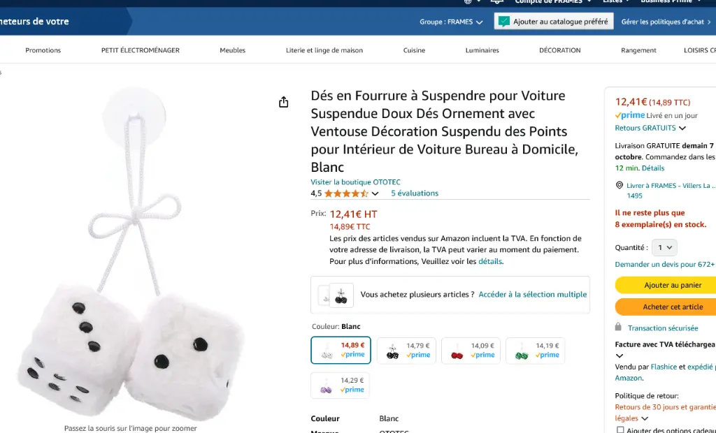 Screenshot 2024-10-06 at 15-48-45 Dés en Fourrure à Suspendre pour Voiture Suspendue Doux Dés Ornement avec Ventouse Décoration Suspendu des Points pour Intérieur de Voiture Bureau à Domicile Blanc Amazon.fr Auto et Moto.webp
