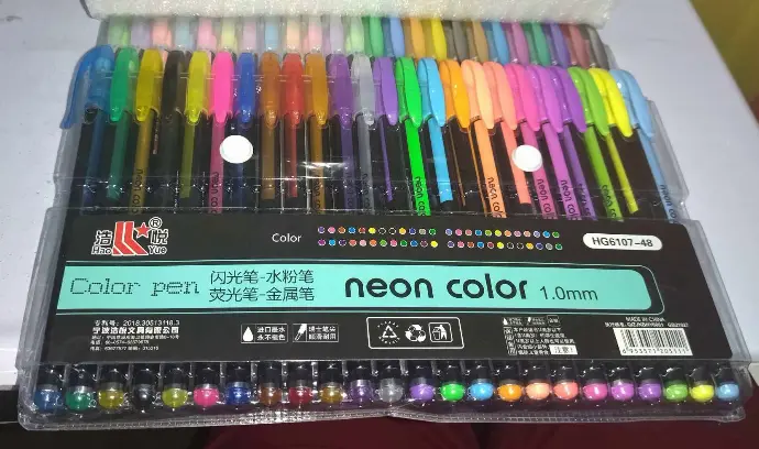48 FEUTRES GEL DE COULEURS ASSORTIES PASTELS ET BRILLANTES